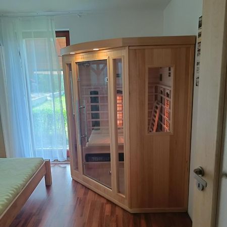 Relaxklub Villa S Wellness Tremosna Kültér fotó