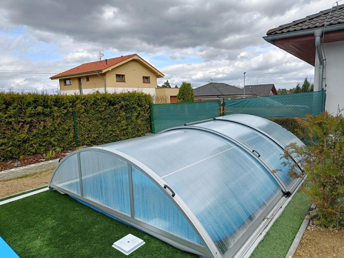 Relaxklub Villa S Wellness Tremosna Kültér fotó