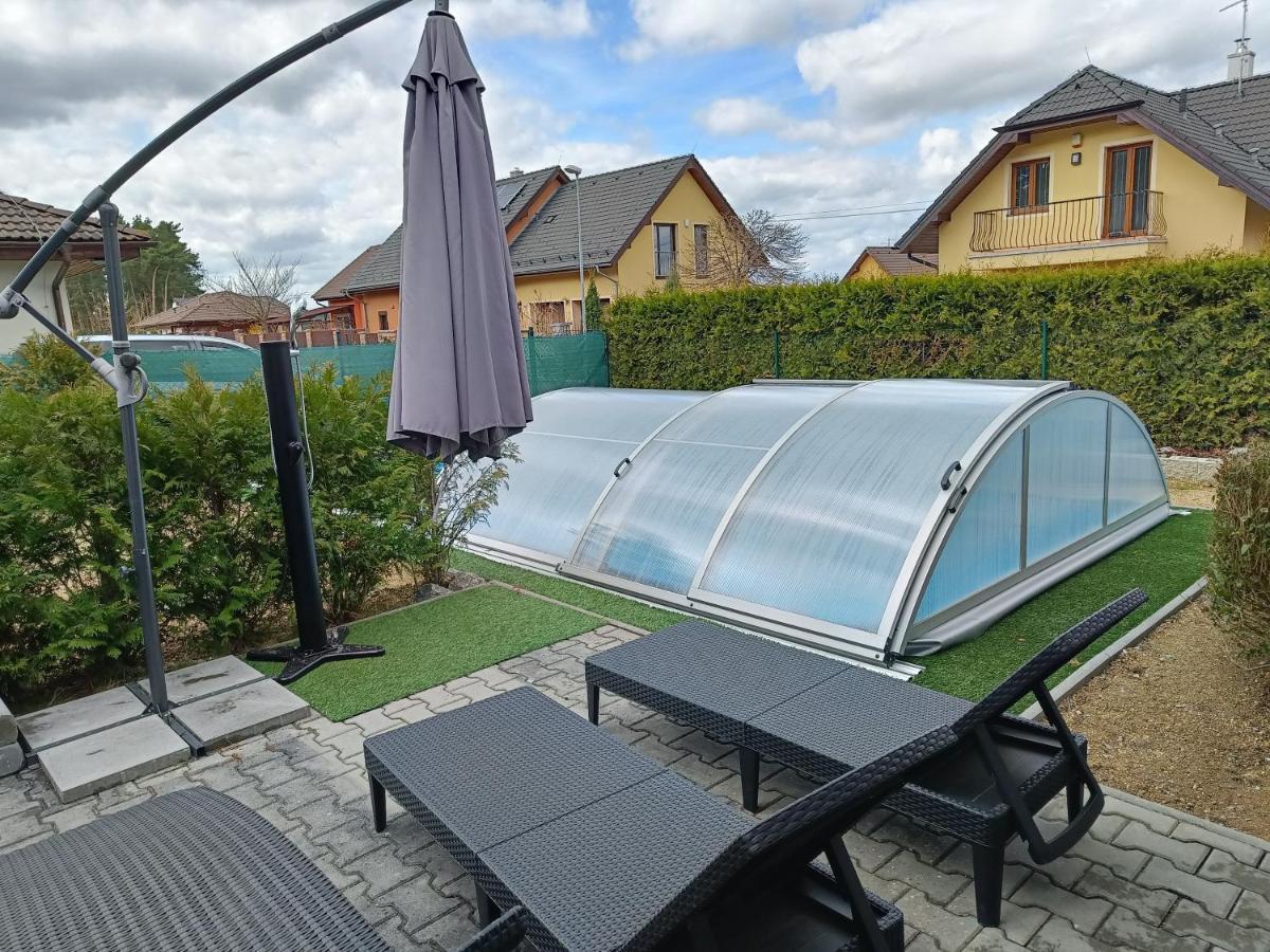Relaxklub Villa S Wellness Tremosna Kültér fotó